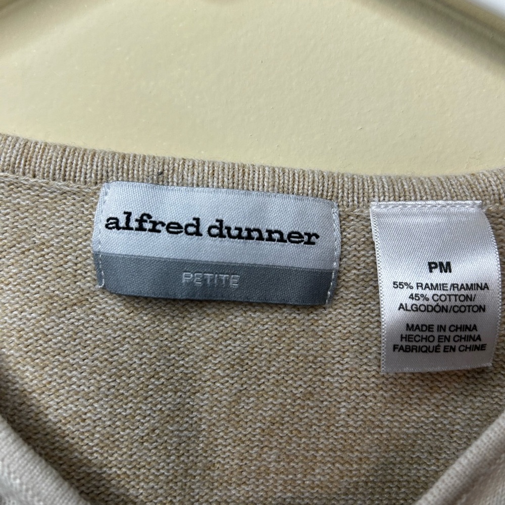 Alfred Dunner Light Tan Knit Top